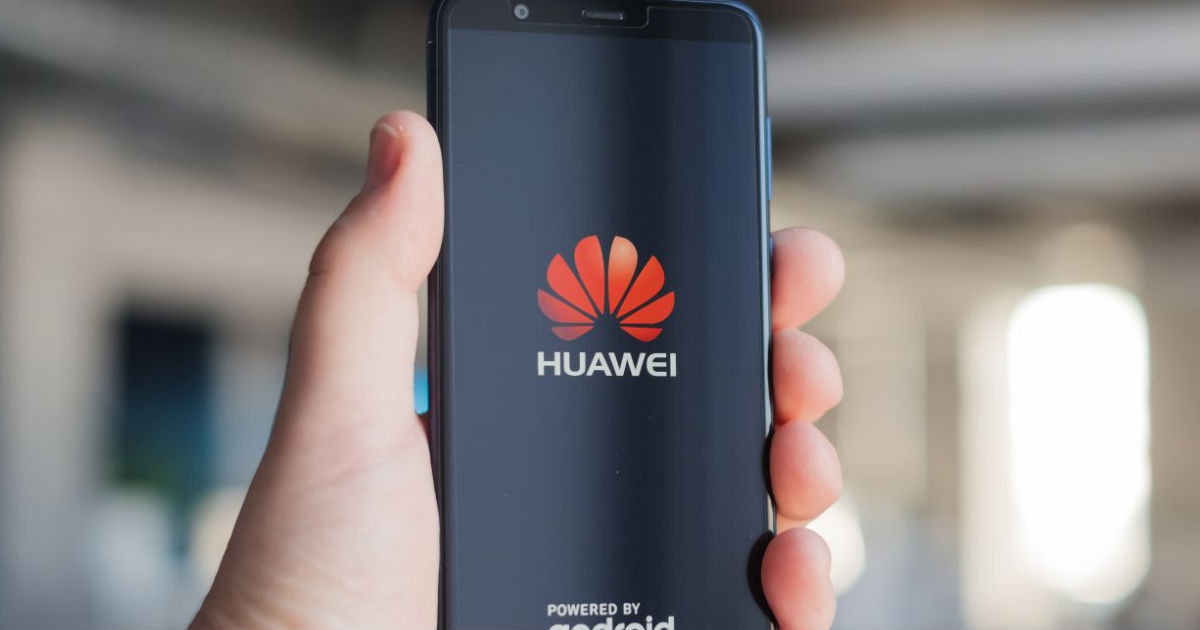 Migliori smartphone qualità prezzo: Huawei e iPhone a confronto